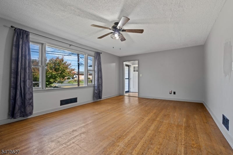 166 Union Ave