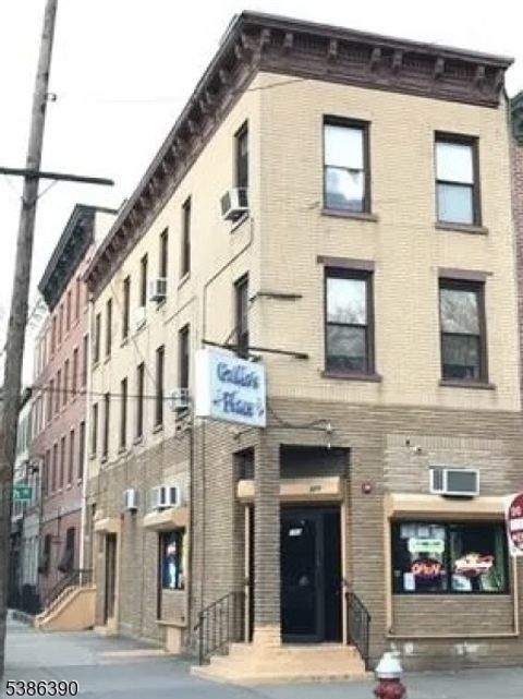 288 6Th St Jersey City NJ 07302