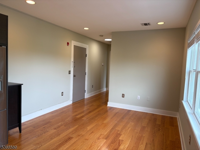 268 Main St, Unit 1 1