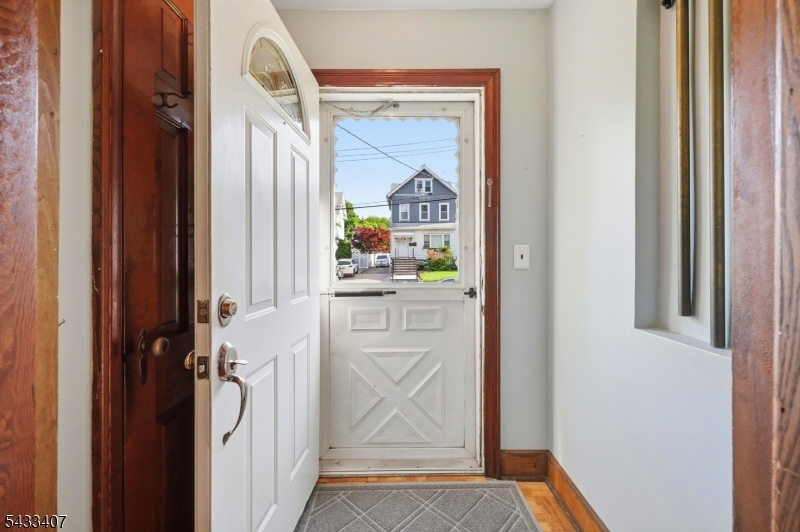 47 Christie St