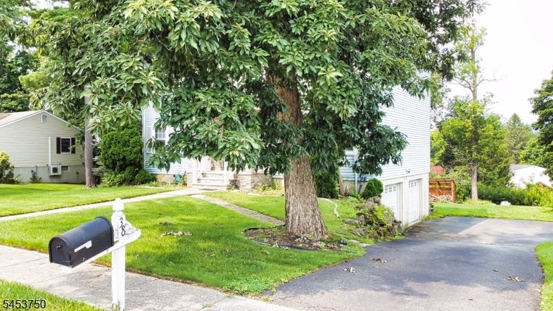 38 Dogwood Dr