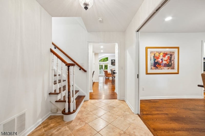 123 River Bend Rd