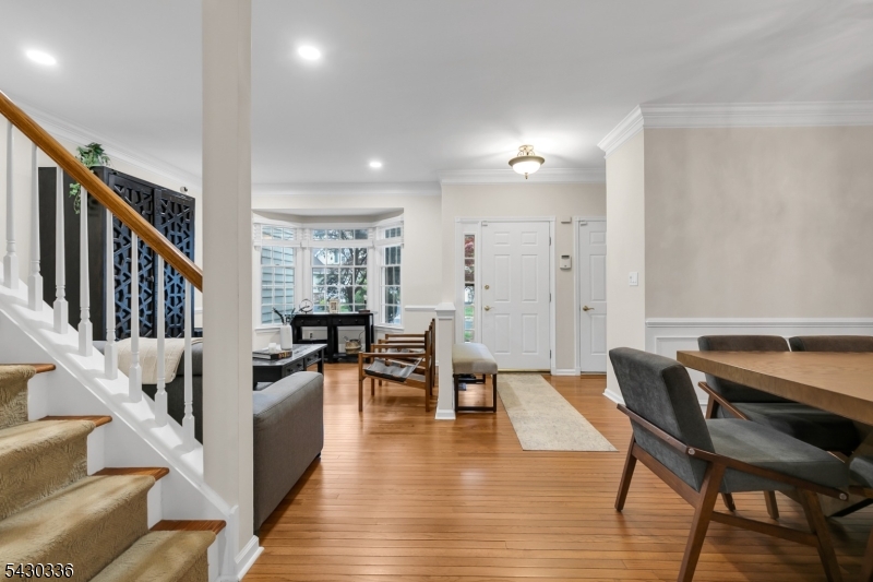 10 Hancock Ct