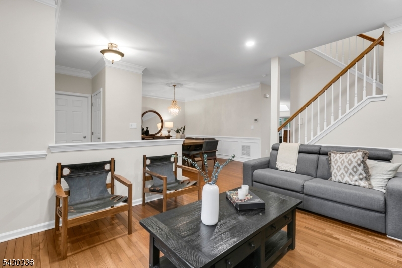 10 Hancock Ct