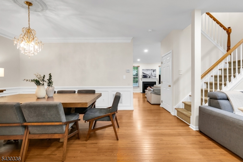 10 Hancock Ct