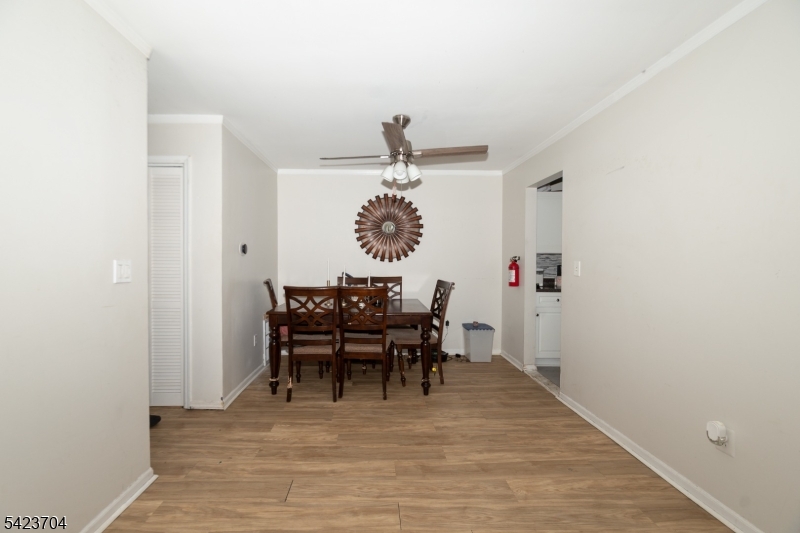 112-130 Sherwood Ave