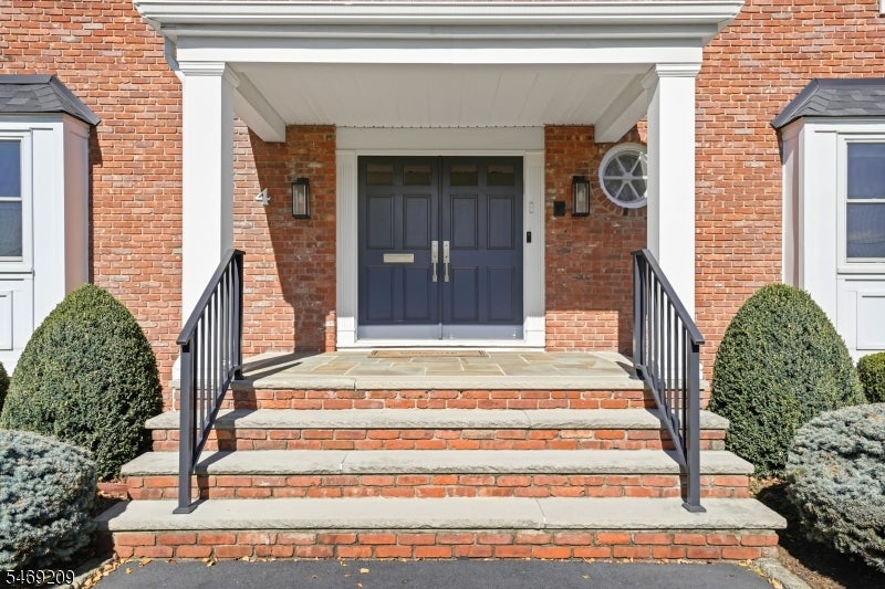 4 Tremont Ter