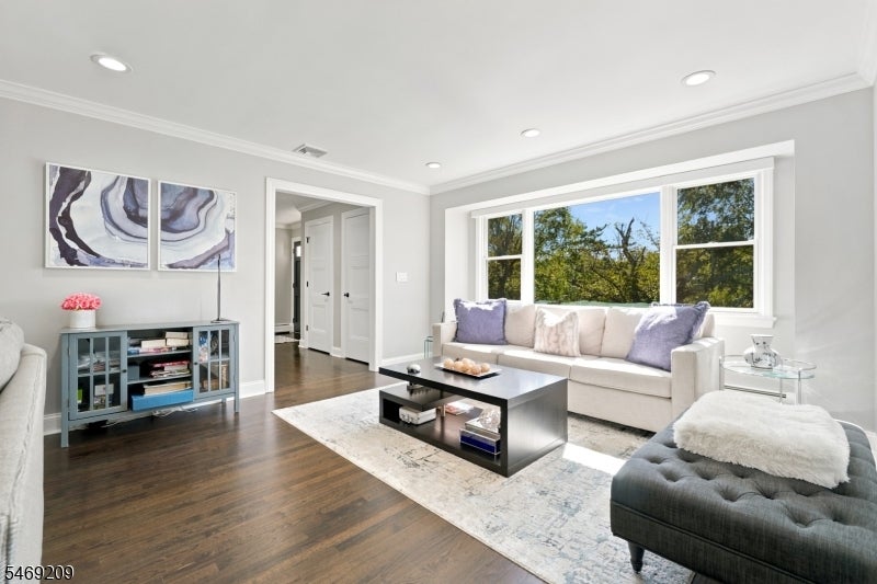 4 Tremont Ter