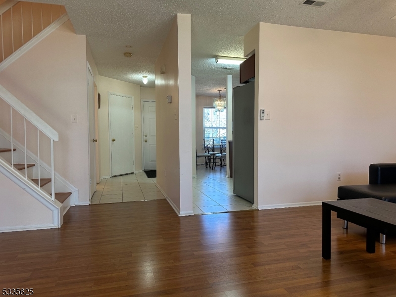 121 Orion Rd