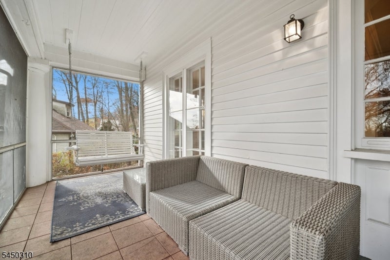 526 Highland Ave