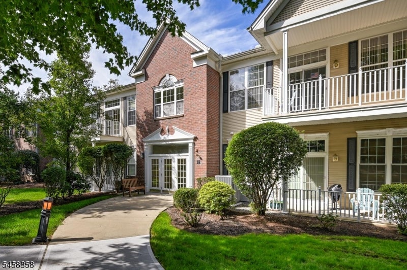 1409 Four Seasons Dr 1409
