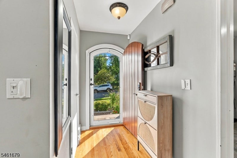 26 Mount Vernon St