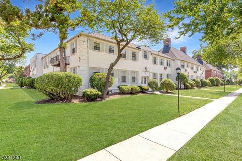 30 C Parkway Village C Cranford Twp. NJ 07016
