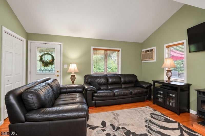 36 Beach Haven Rd
