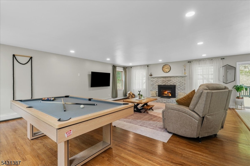 40 Tamarack Rd