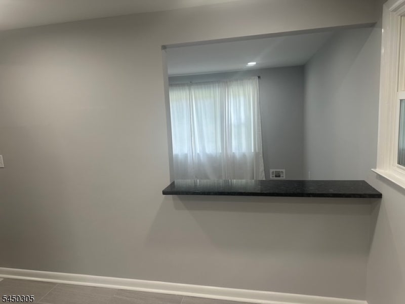 1 Hillairy Ct