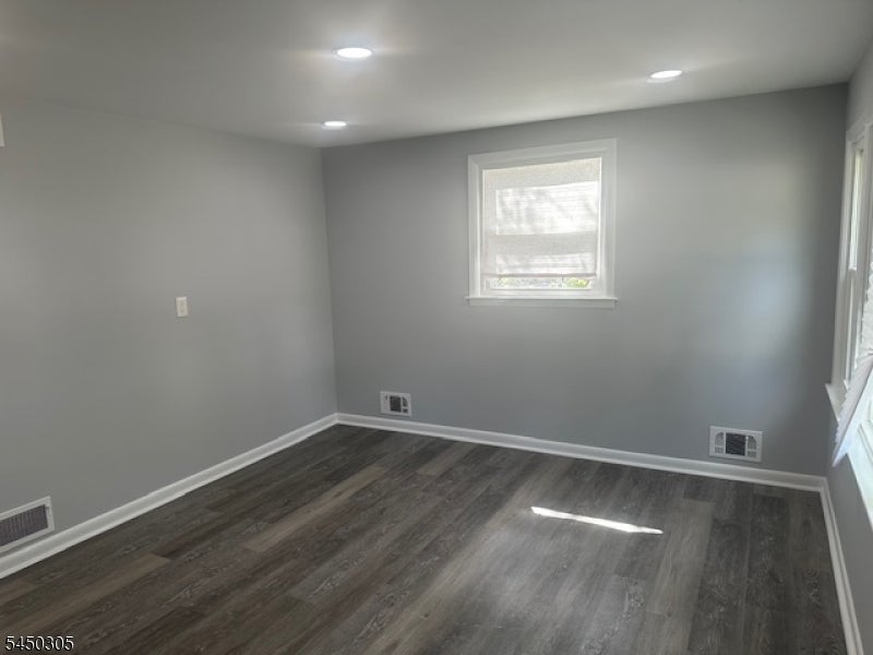 1 Hillairy Ct