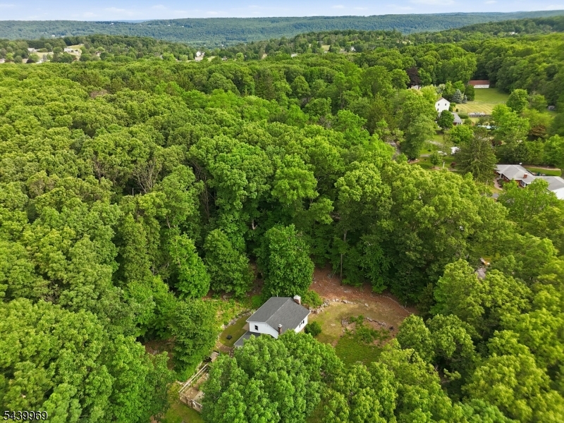 223 Beacon Hill Rd