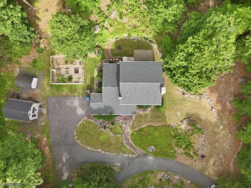 223 Beacon Hill Rd