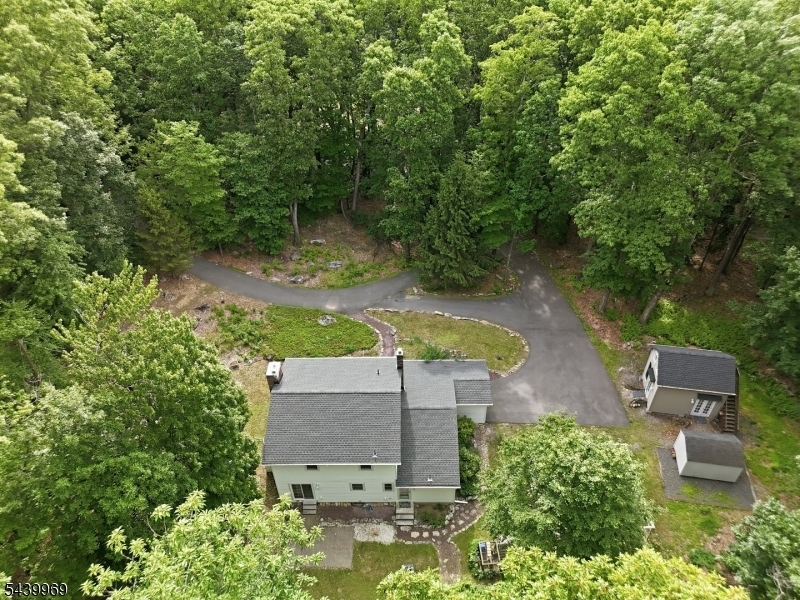 223 Beacon Hill Rd