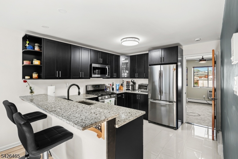302 Hackensack St 806