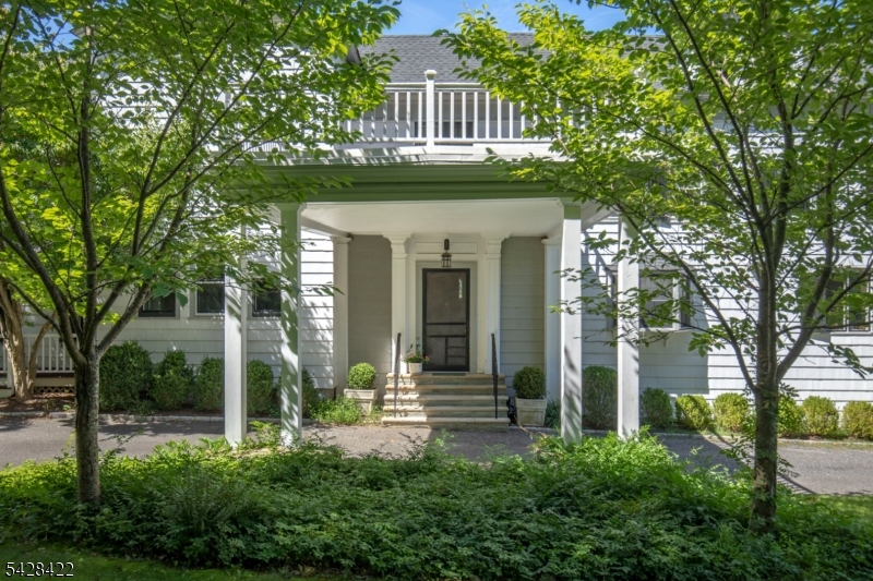 270 Mendham Rd