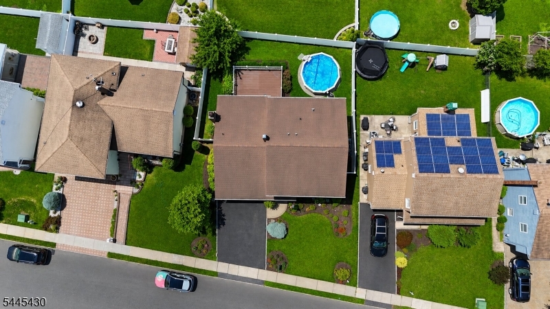 2117 Briarwood Ln