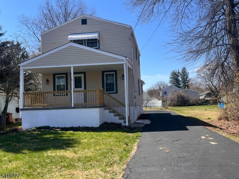 168 Oak St