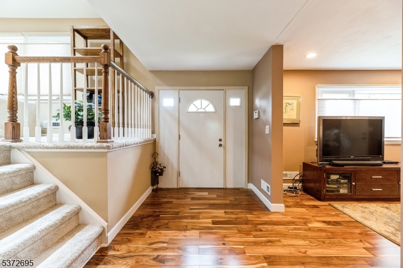 63 Gage Rd