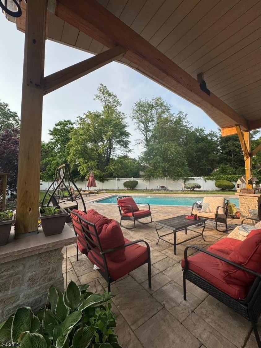 1545 Amwell Rd