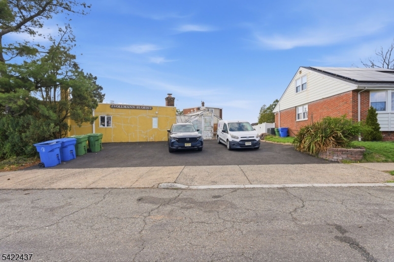 630 Florida Grove Rd