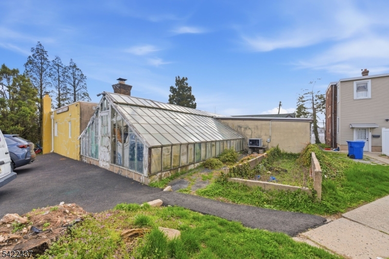 630 Florida Grove Rd