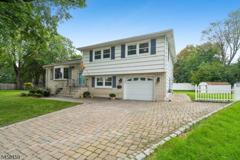 49 Skyview Rd