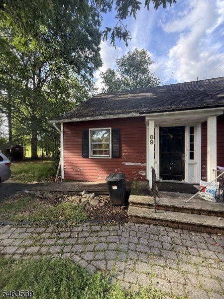 89 Old Clinton Rd