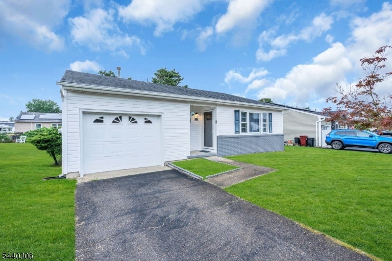 214 Westbrook Dr