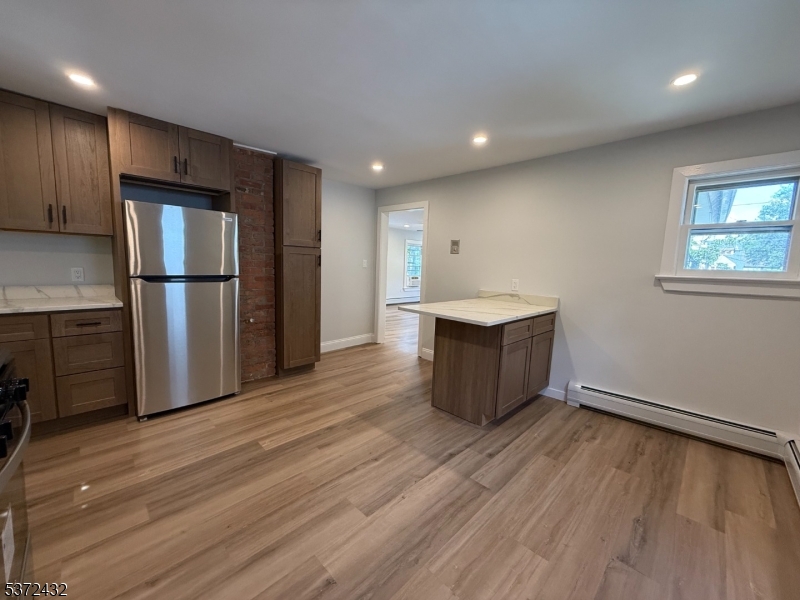 21 Miller St 2