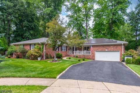 12 Ravine Rd Verona Twp. NJ 07044