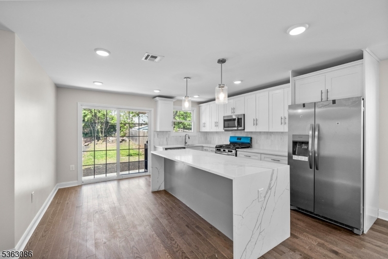 165 Jerome Pl