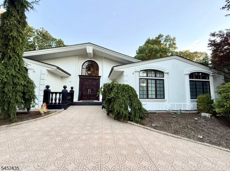 8 Driftwood Drive