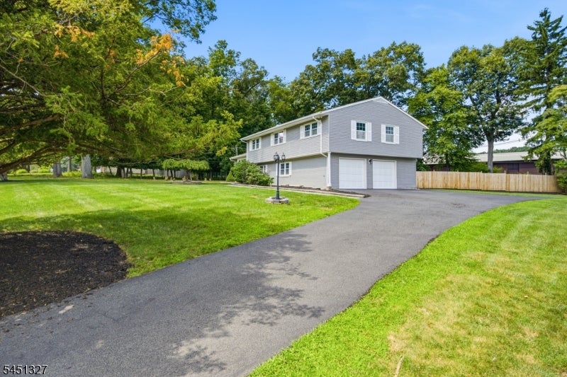 12 Medford Rd