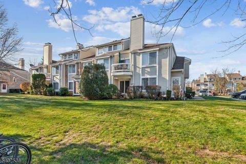 36 Farnham Sq Sayreville Boro NJ 08859