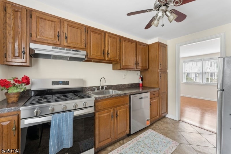 418 Lincoln Park