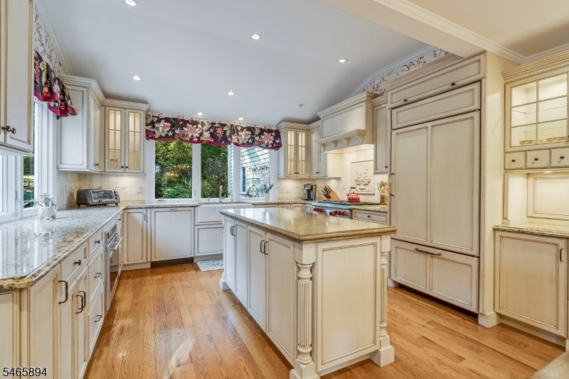 4 Barberry Row