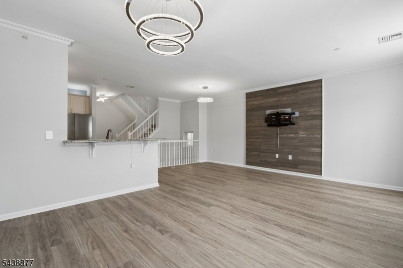 612 Lopez Ln