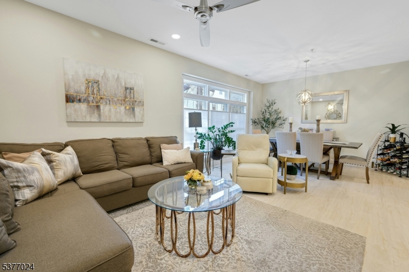 24 Elm St 2B