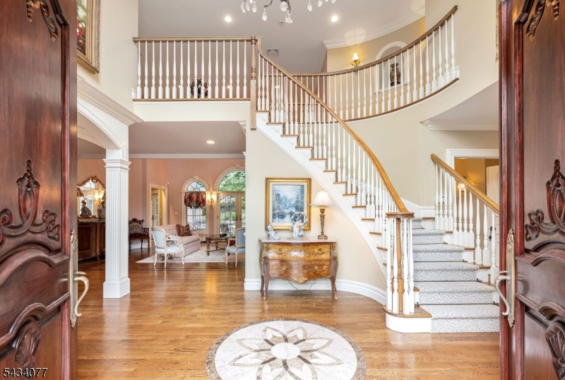 68 Brams Hill Dr