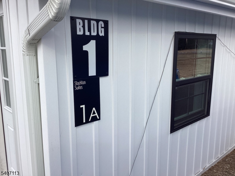 99 Kingwood Stockton Rd