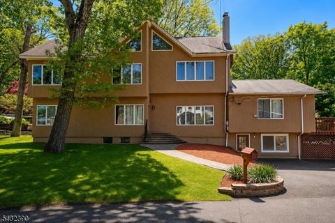 17 Hickory Dr Oakland Boro NJ 07436