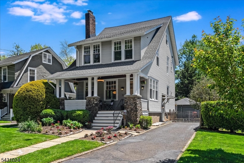 36 Salter Pl