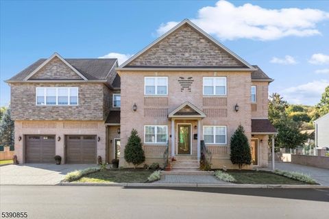 7 Bailey Ave Bloomingdale Boro NJ 07403